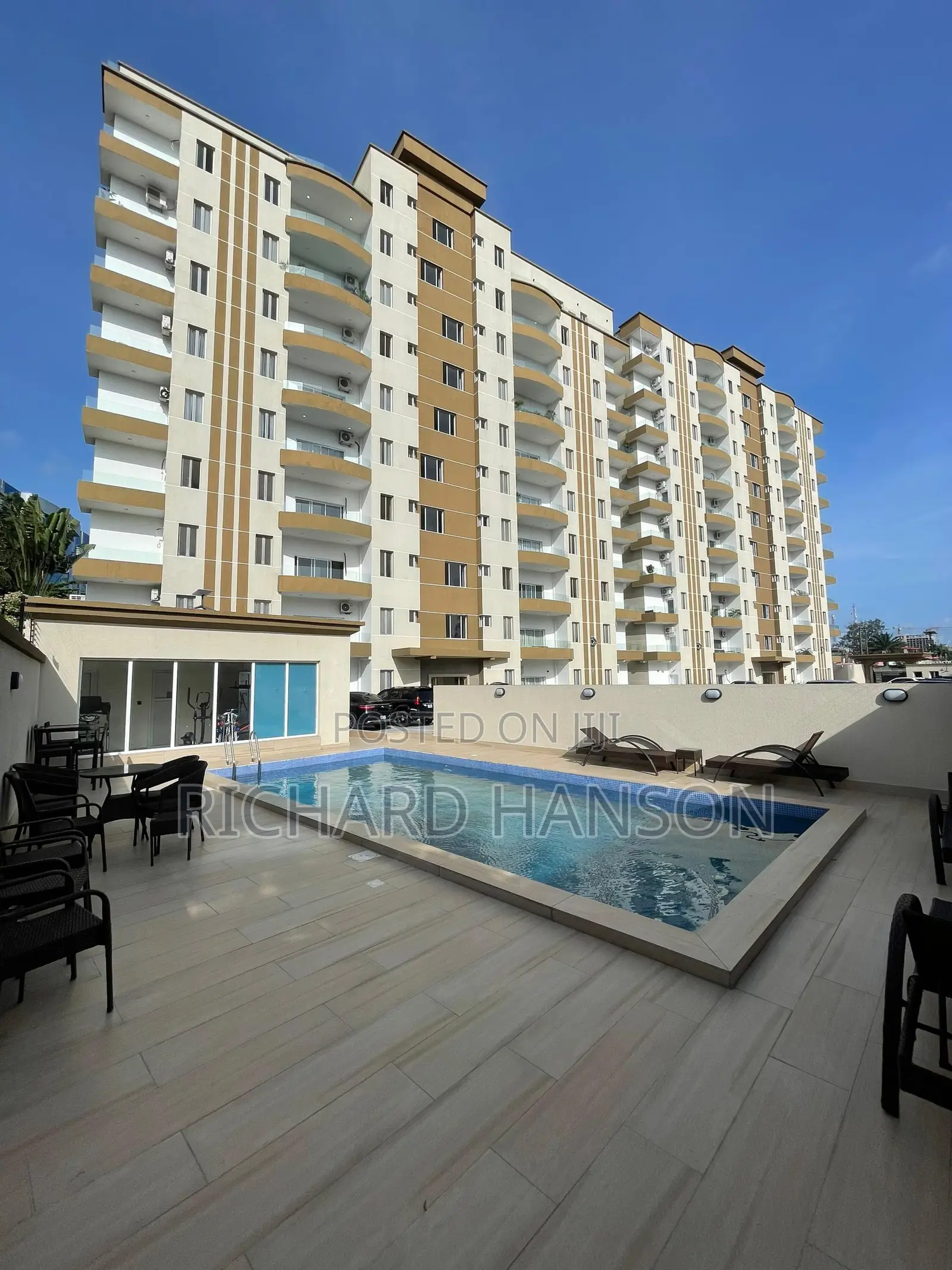 3bdrm Apartment in Adeola Odeku for rent in Adeola Odeku