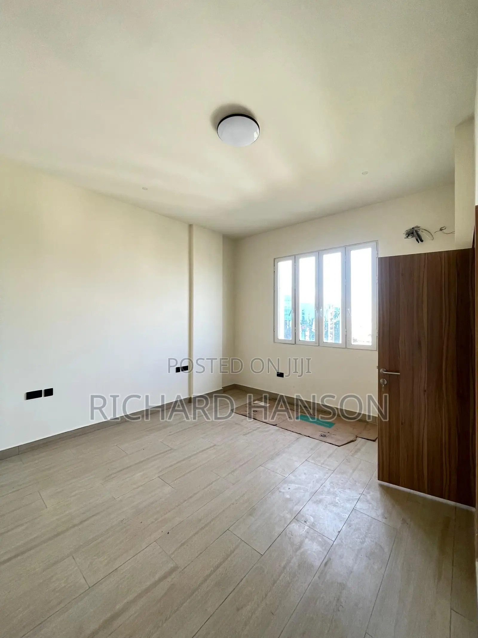 3bdrm Apartment in Adeola Odeku for rent in Adeola Odeku