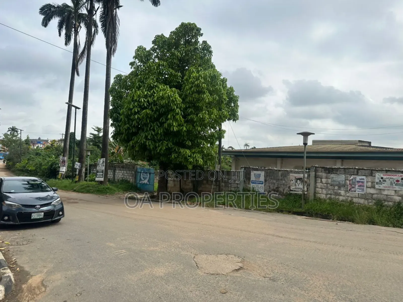 Property Opp Ibache Res, Bodija Ibadan Suitable for Diverse Purposes in Ibadan