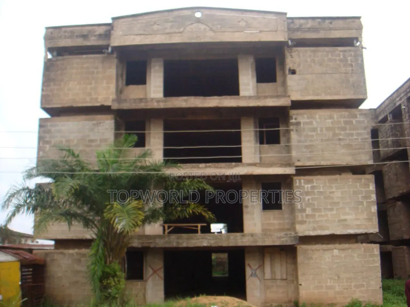 3bdrm Block of Flats in Alakuko Ifako for sale in Ifako