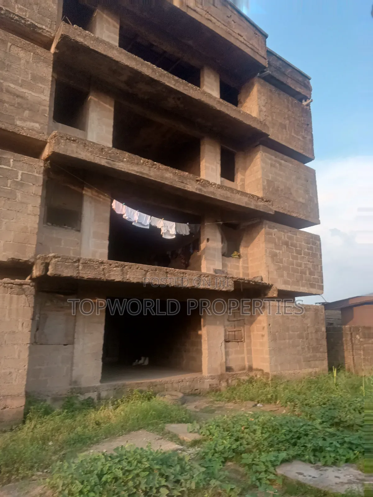 3bdrm Block of Flats in Alakuko Ifako for sale in Ifako