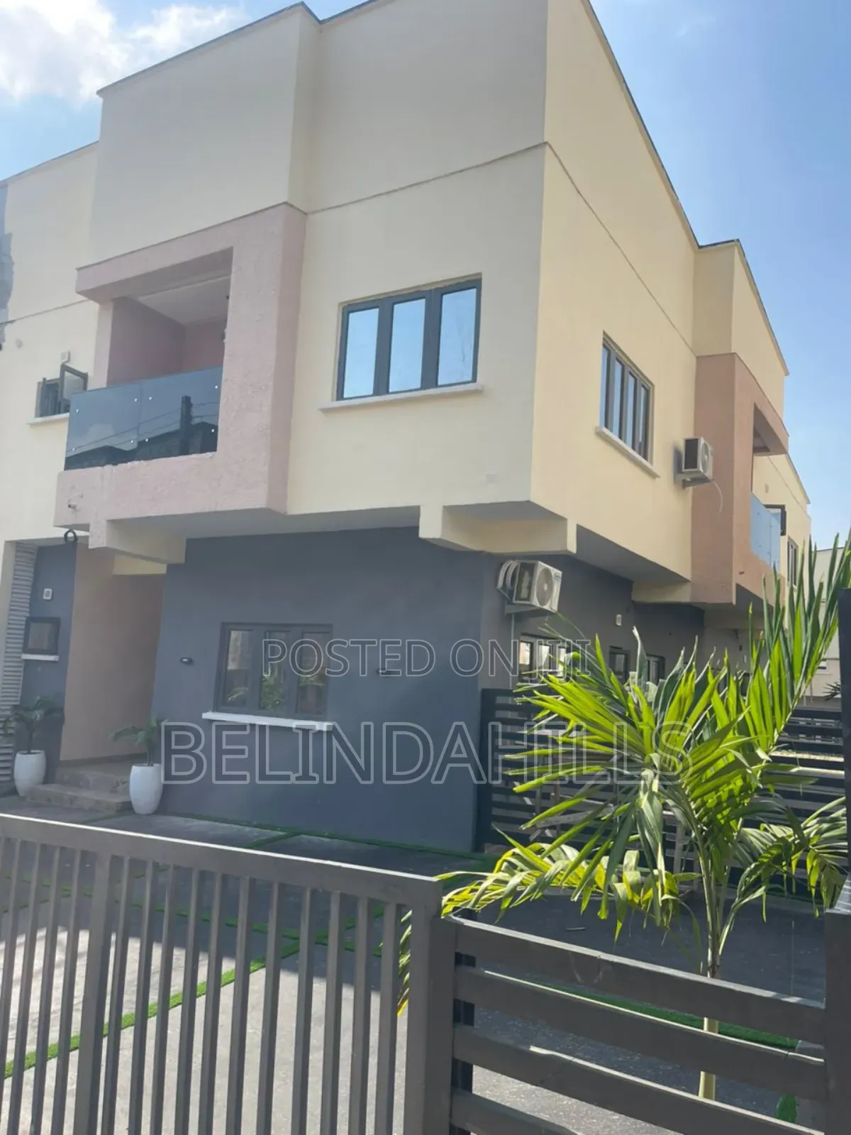 5bdrm Townhouse/Terrace in Life Camp for sale in Life Camp