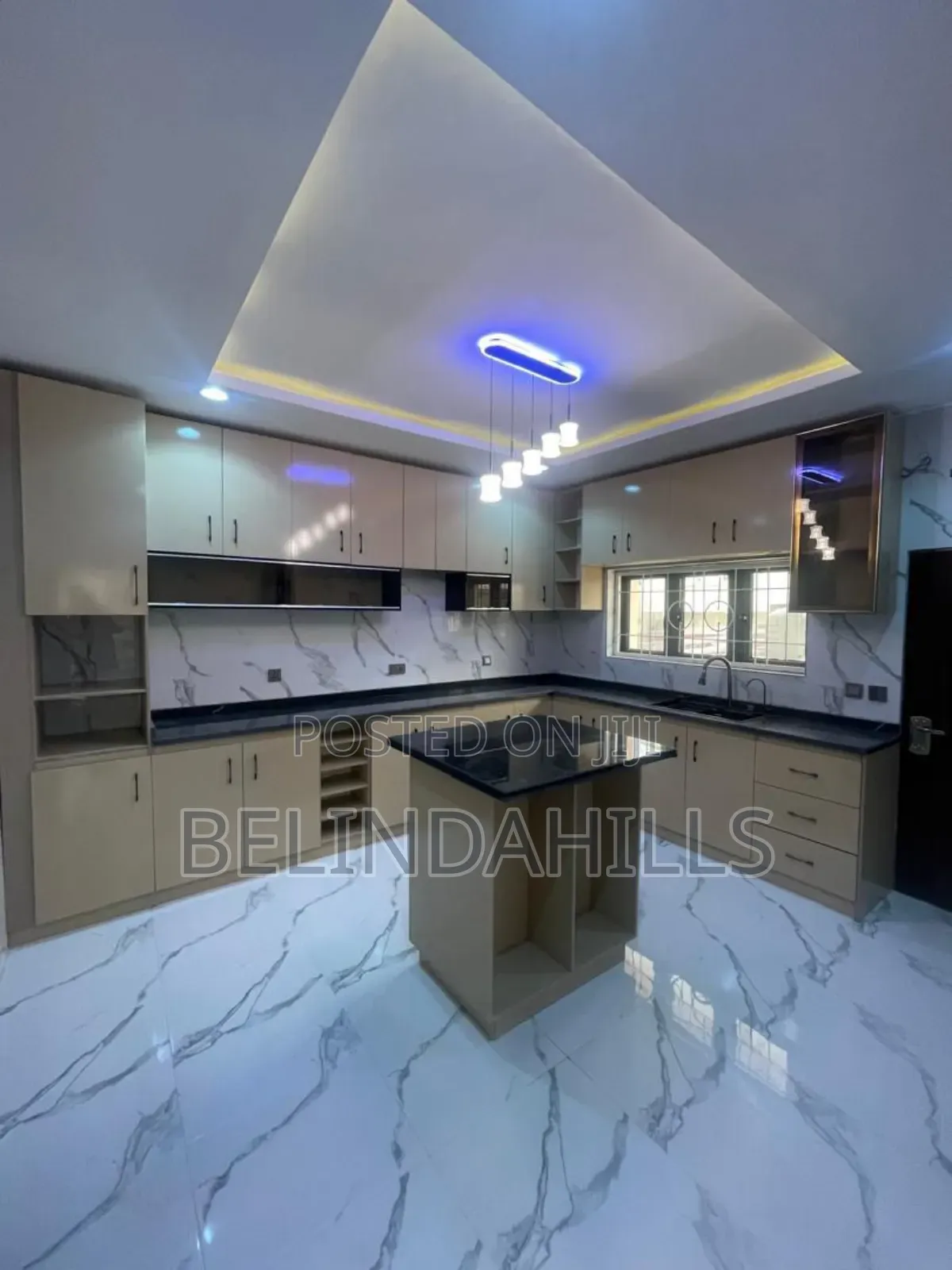 5bdrm Townhouse/Terrace in Life Camp for sale in Life Camp