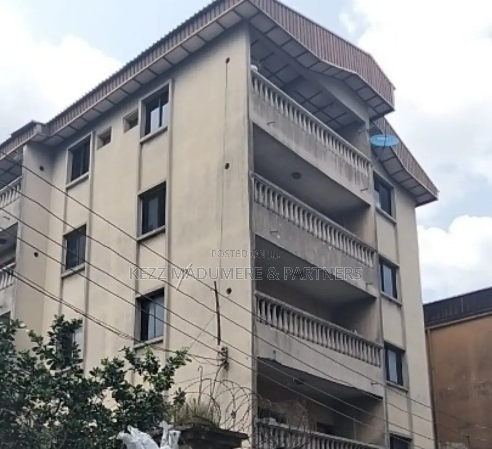 8bdrm Block of Flats in Imo Avenue Ext, Aba, Port-Harcourt for sale in Port-Harcourt