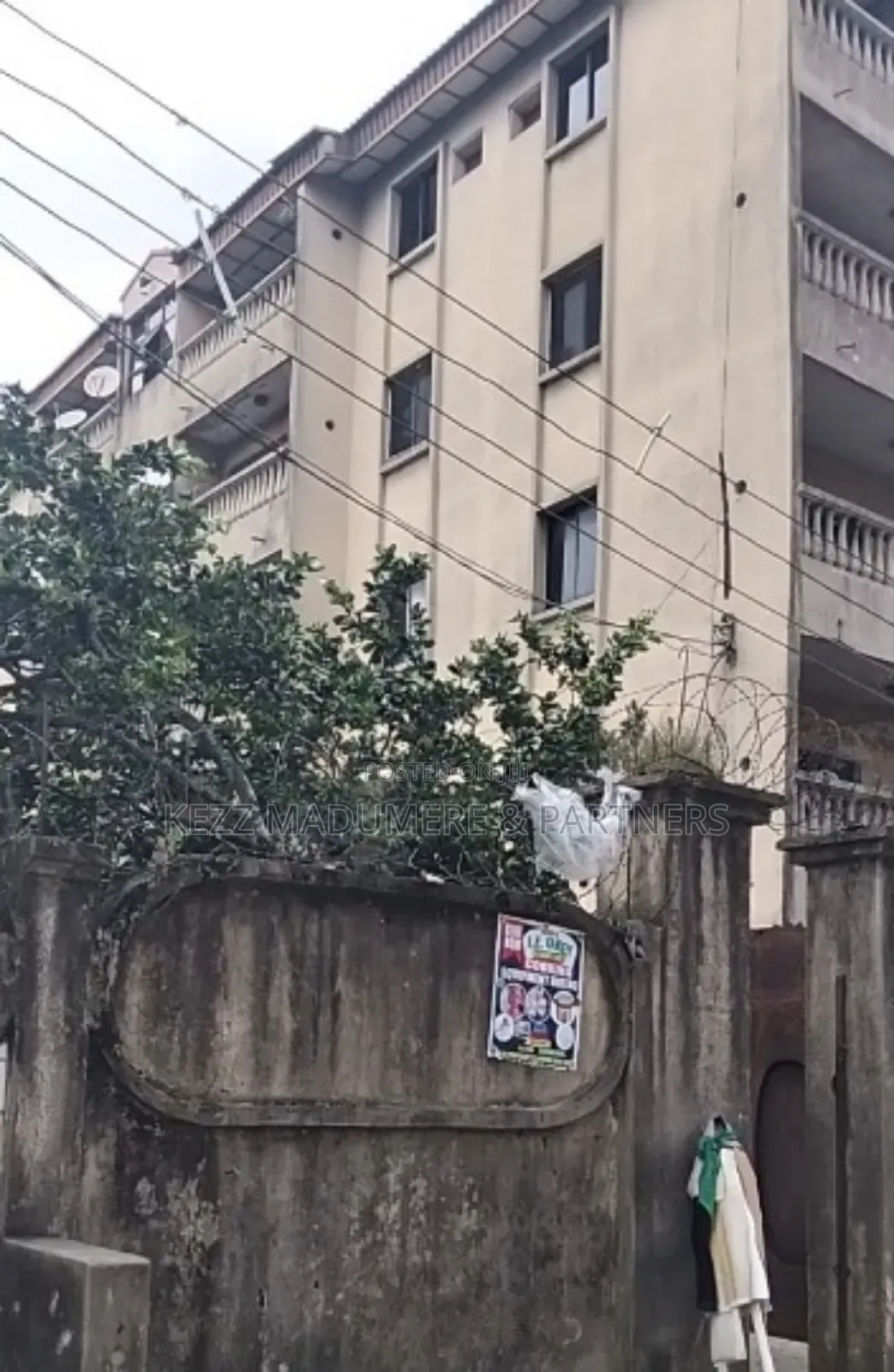 8bdrm Block of Flats in Imo Avenue Ext, Aba, Port-Harcourt for sale in Port-Harcourt