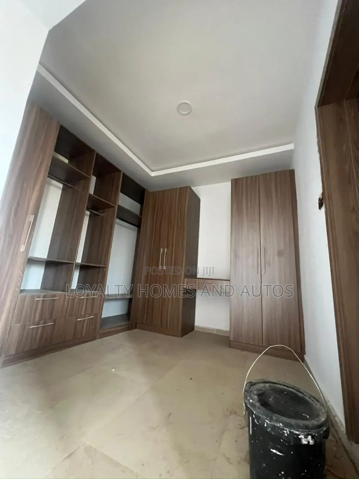 5bdrm Townhouse/Terrace in Adeniyi Jones Ikeja for sale in Adeniyi Jones