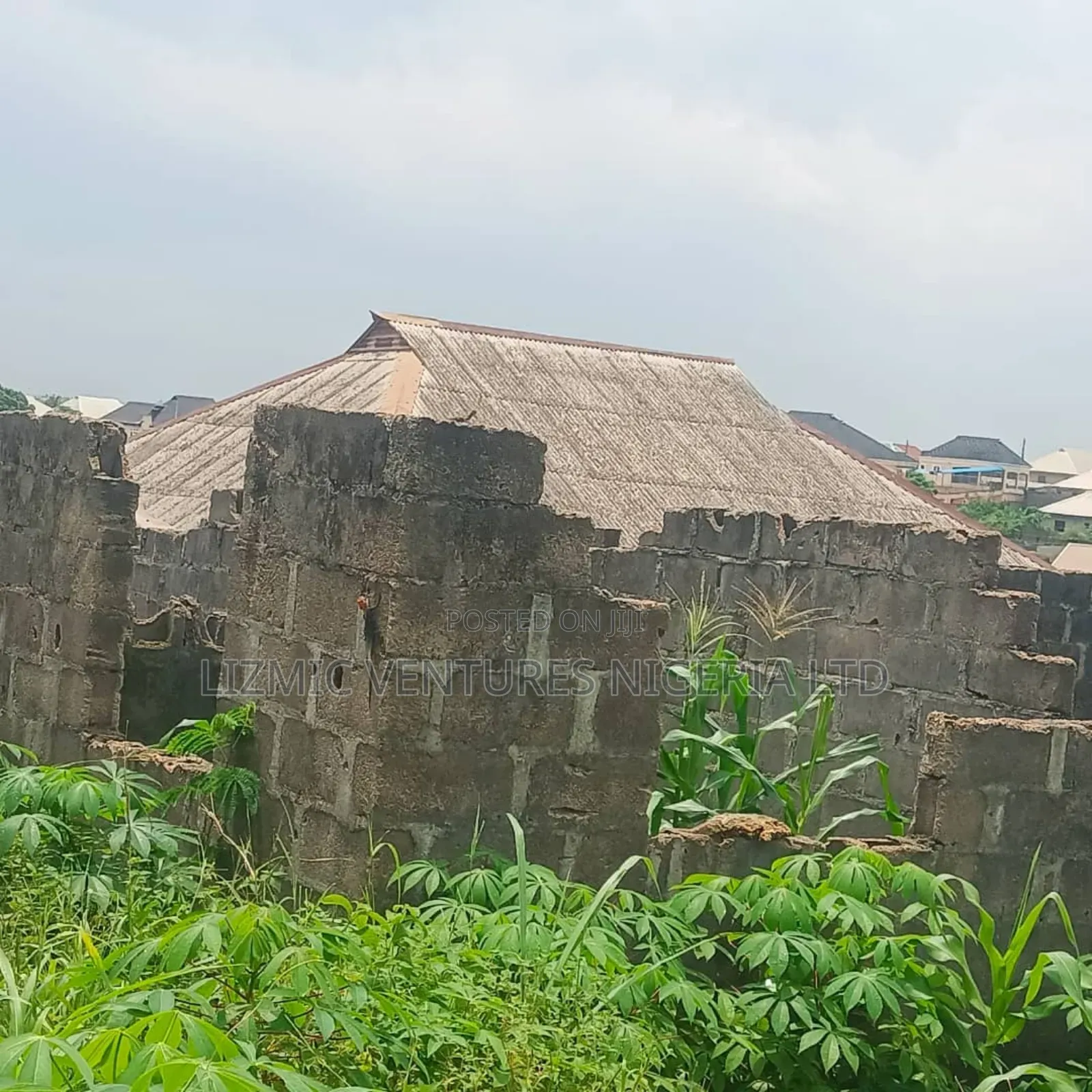 Land for Sale in Ikorodu Garage