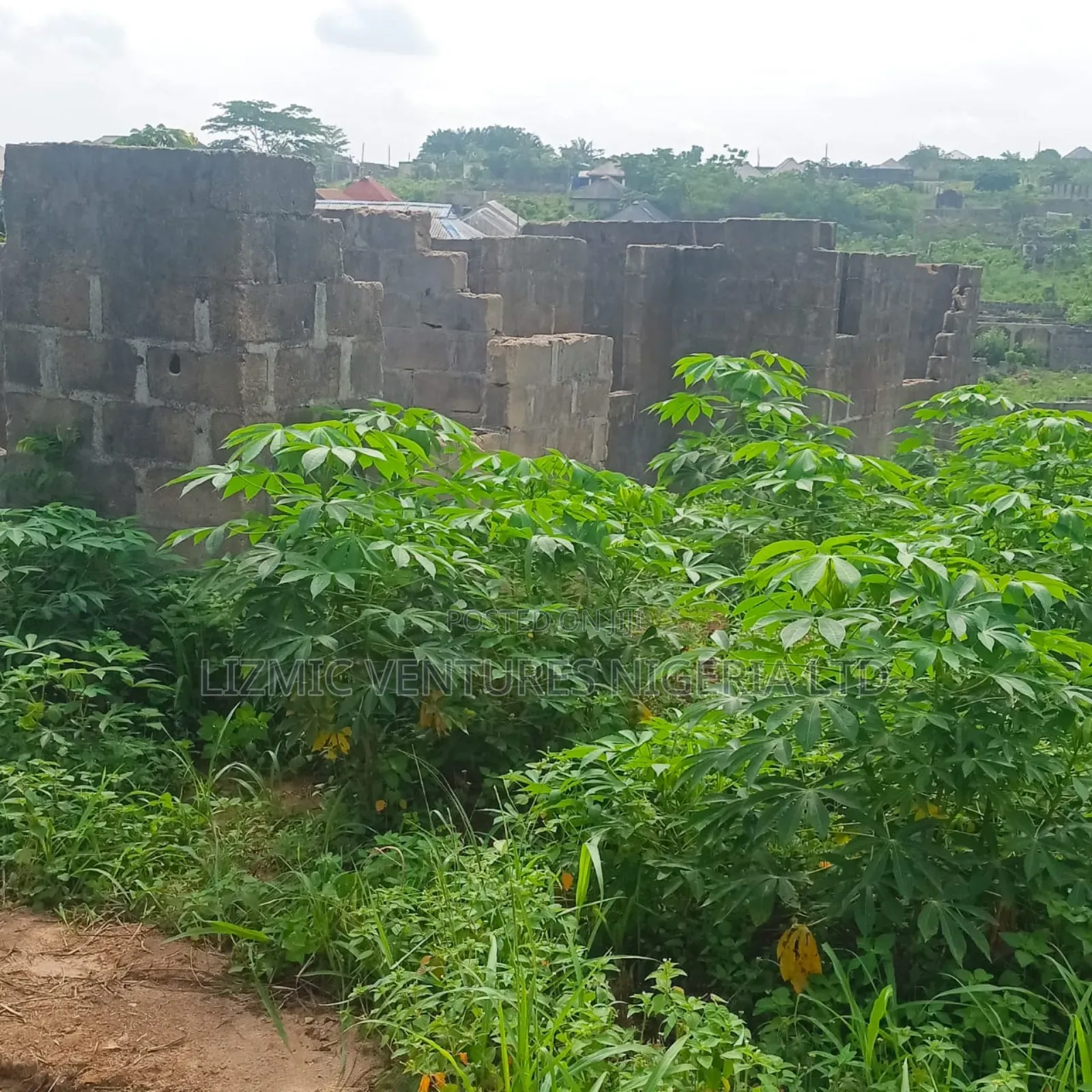 Land for Sale in Ikorodu Garage