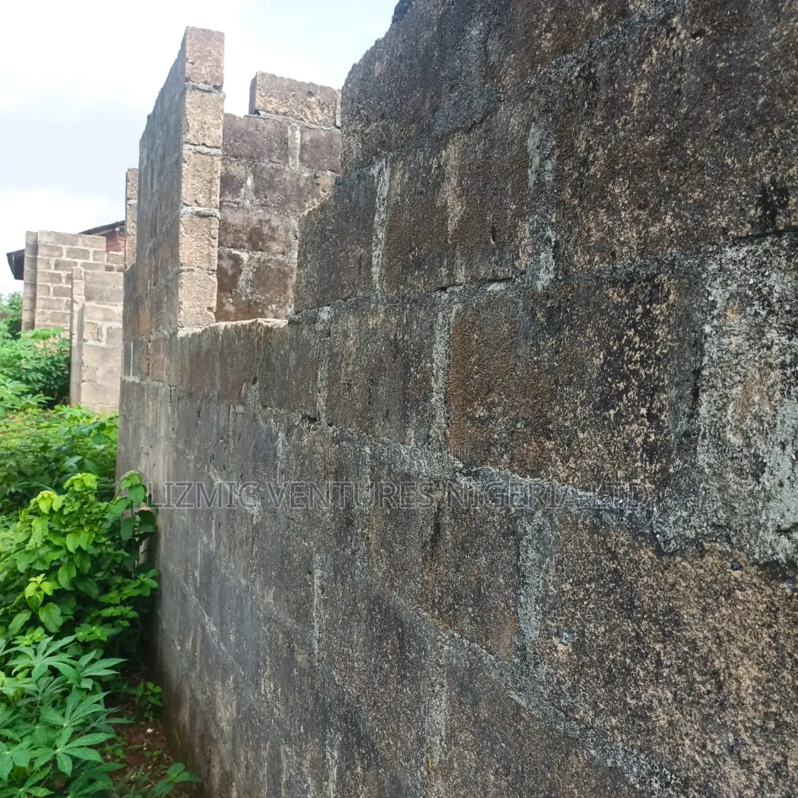 Land for Sale in Ikorodu Garage
