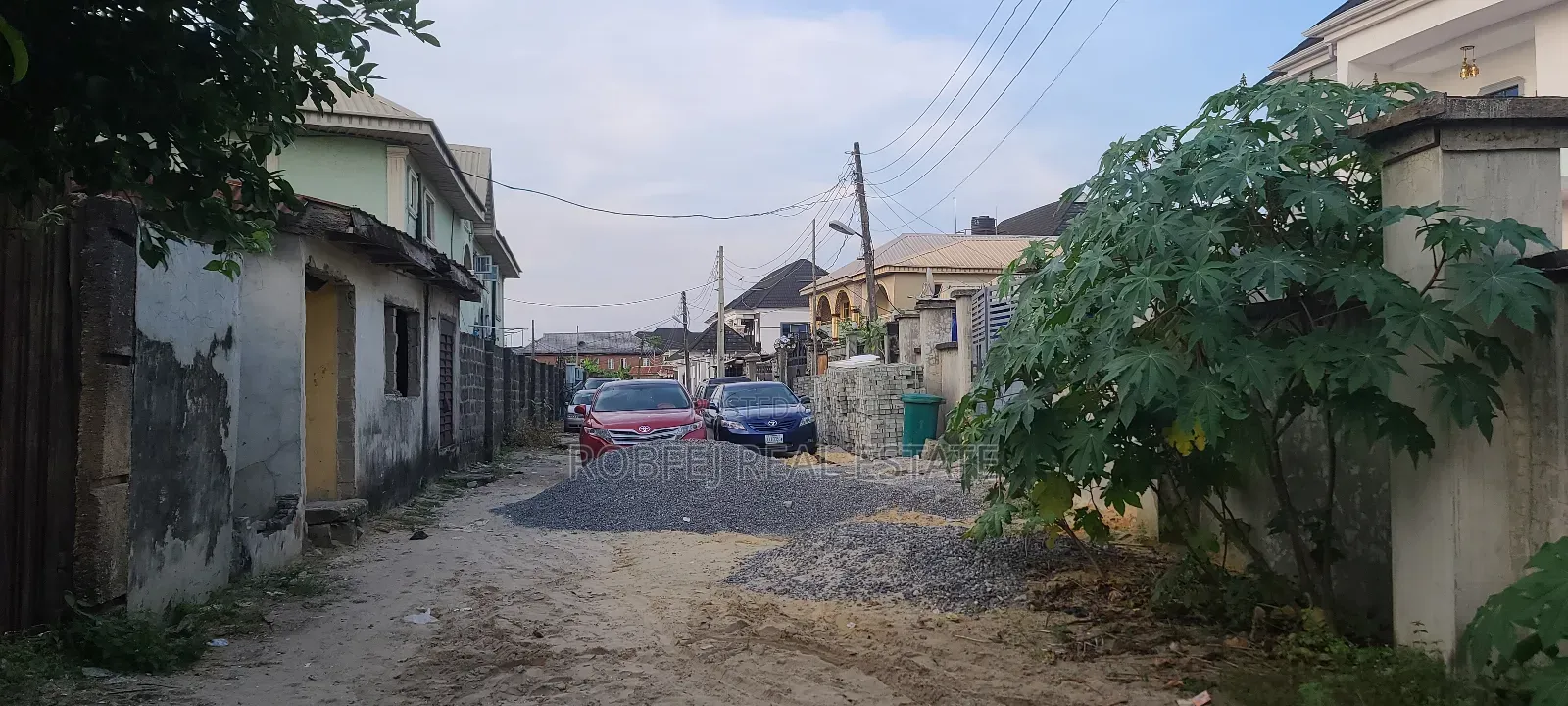 3bdrm Block of Flats in Abijo for sale in Abijo