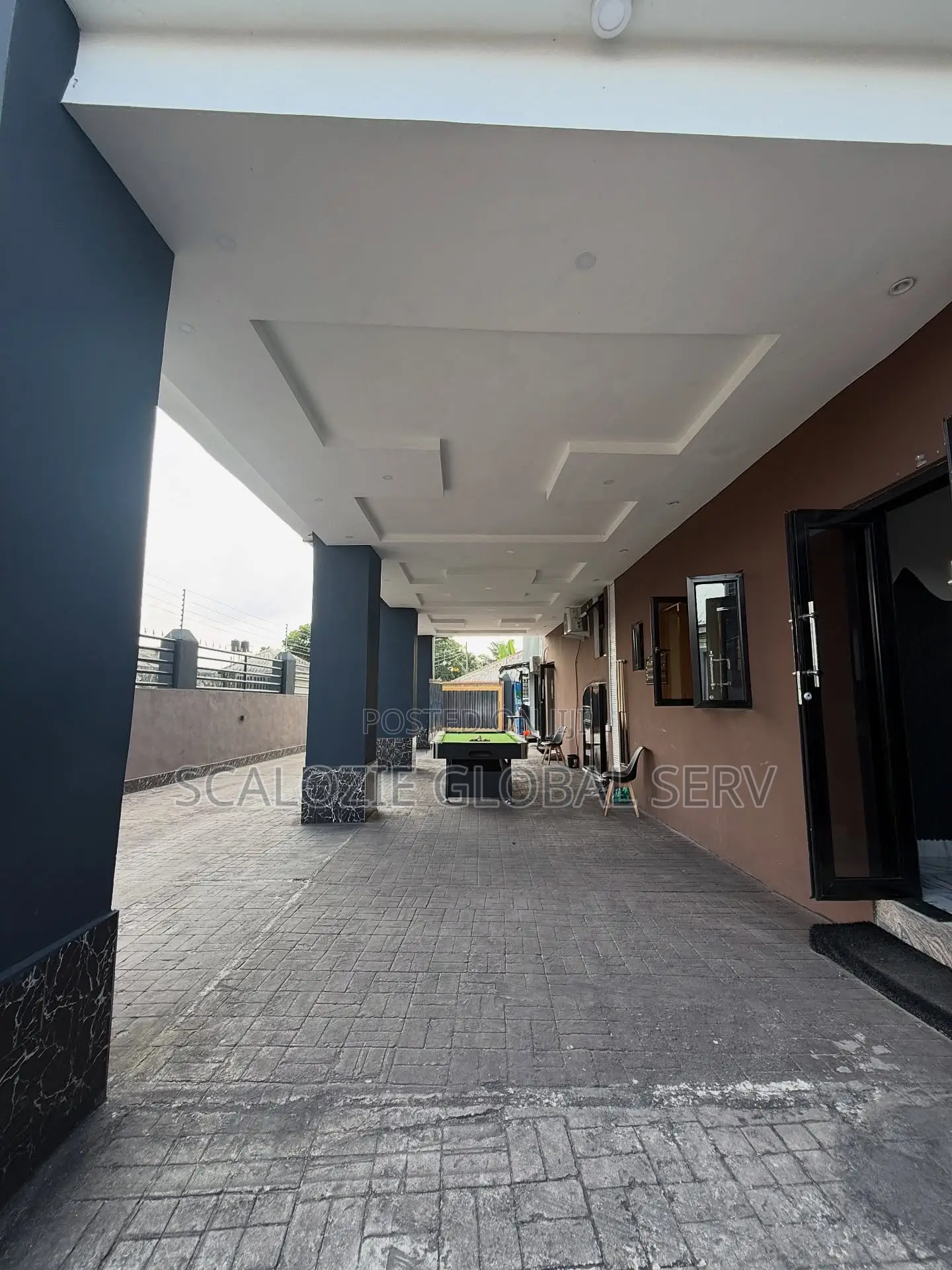 Fully Furnished 15 Rooms Hotel for Sale in Port Harcourt Nigeria in Port-Harcourt