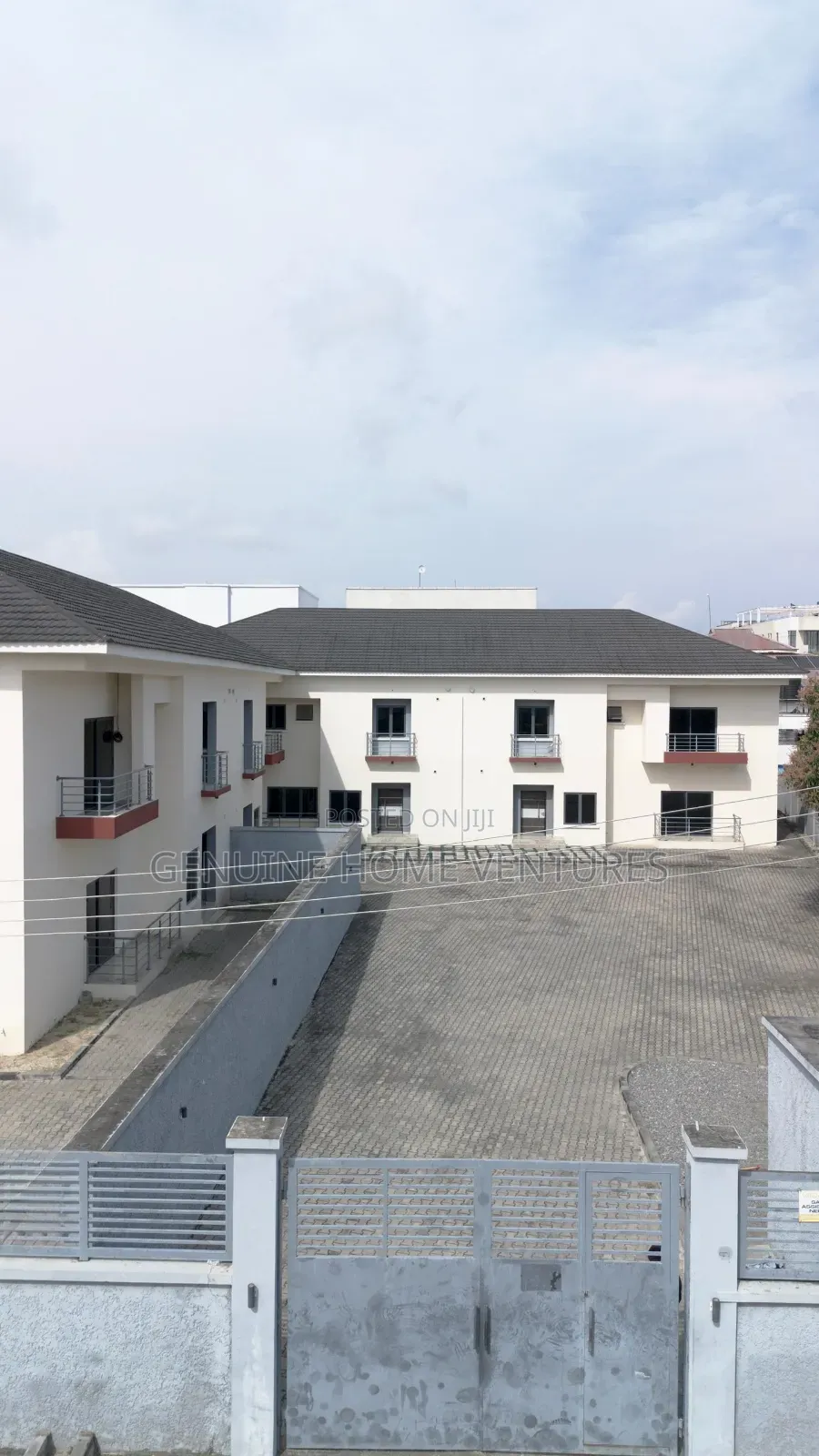 20bdrm Duplex in Lekki Phase 1 for sale in Lekki Phase 1