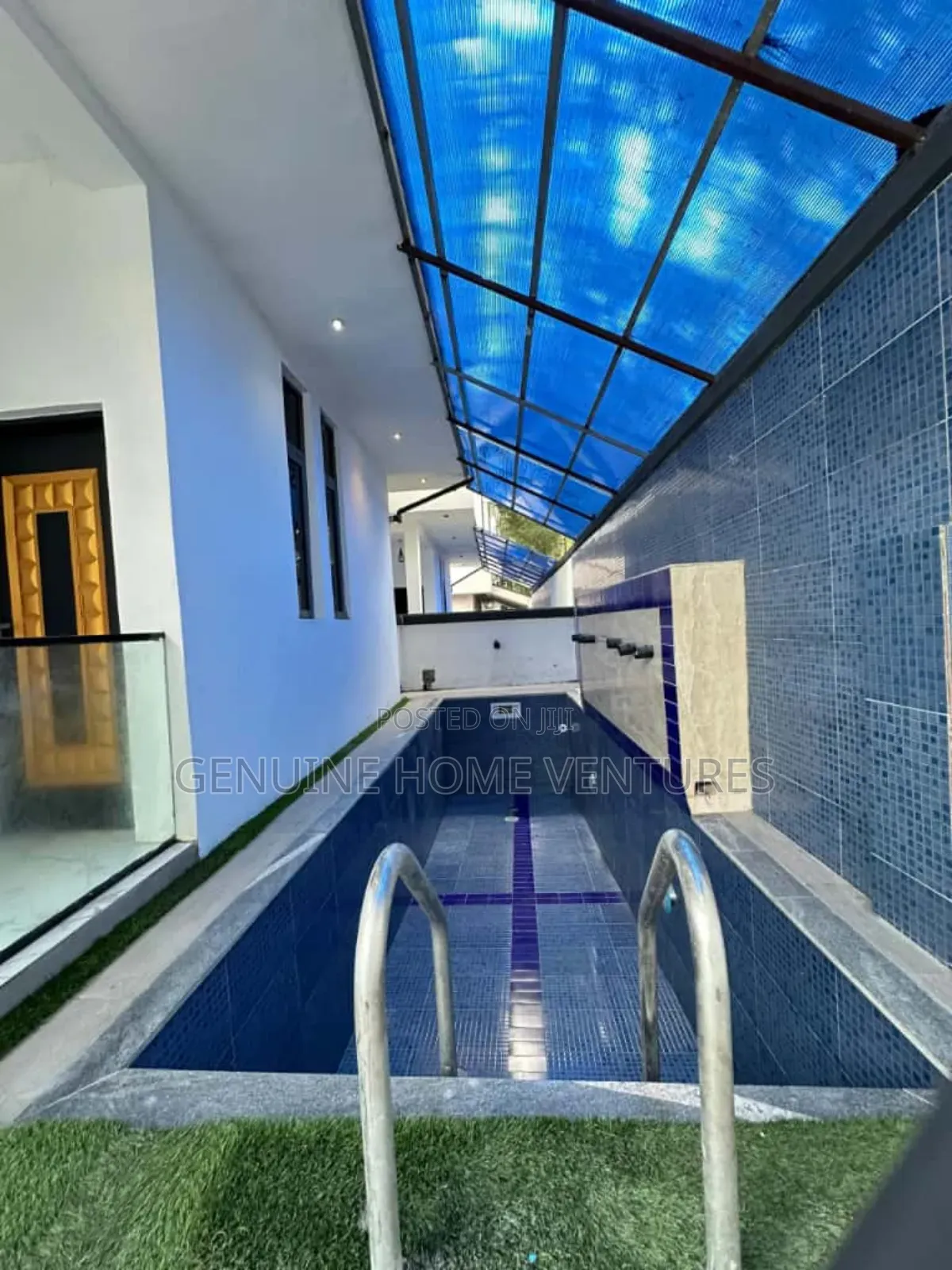 5bdrm Duplex in Lekki County Home, Ikota for sale in Ikota