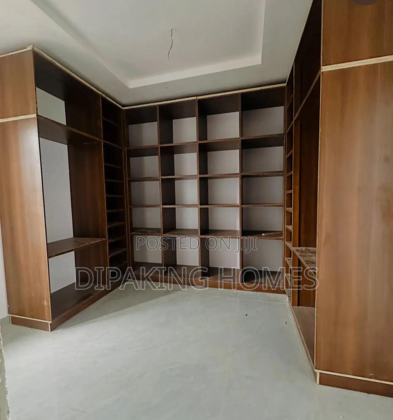 4bdrm Duplex in Anthony Village for sale in Anthony Village