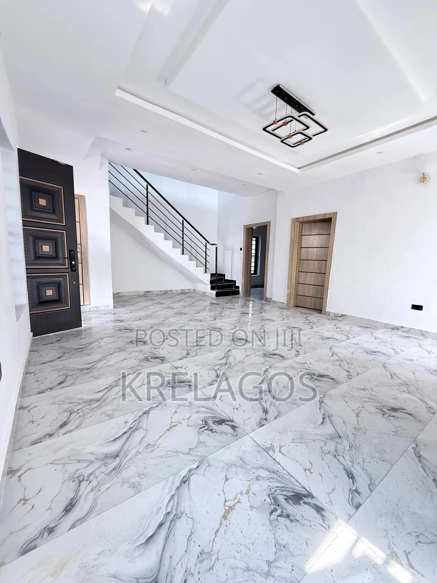 4bdrm Duplex in Orchid, Chevron for sale in Chevron
