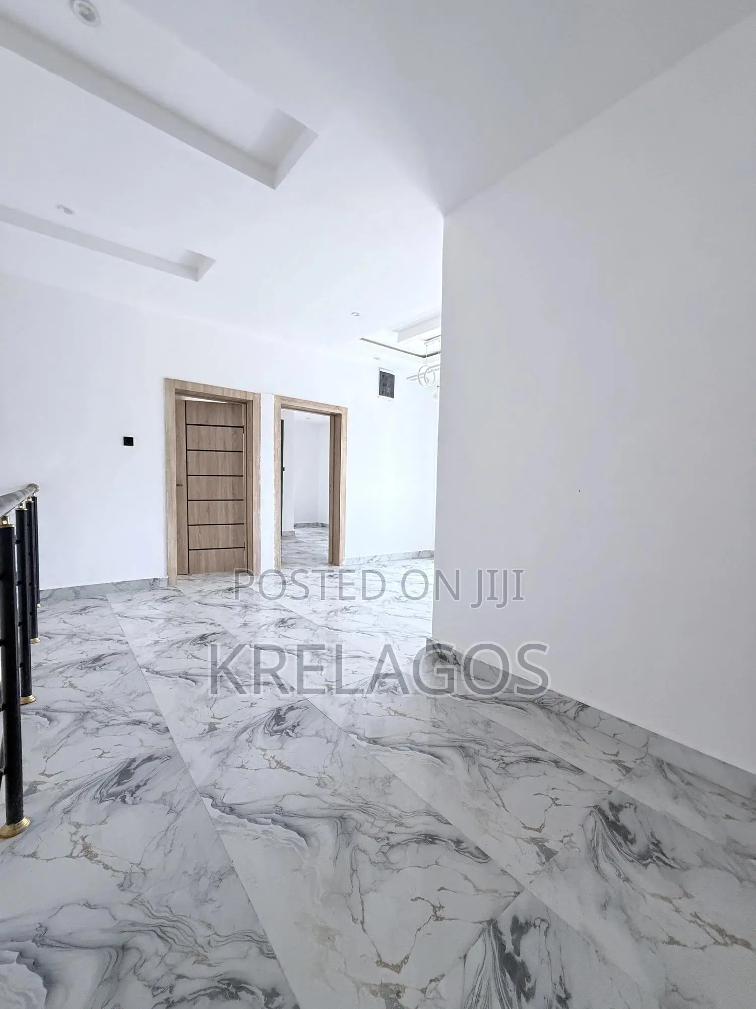 4bdrm Duplex in Orchid, Chevron for sale in Chevron