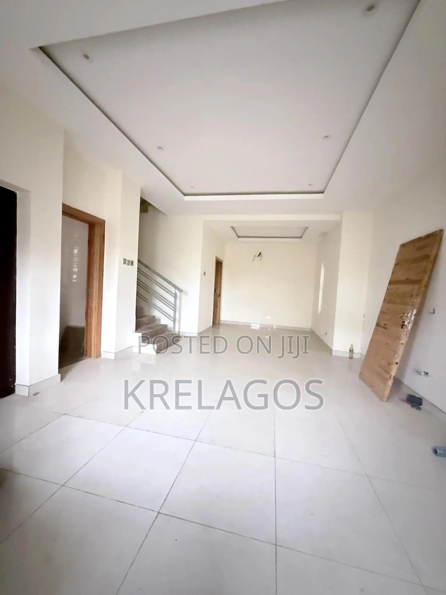 3bdrm Duplex in Atlantic View, Chevron for sale in Chevron