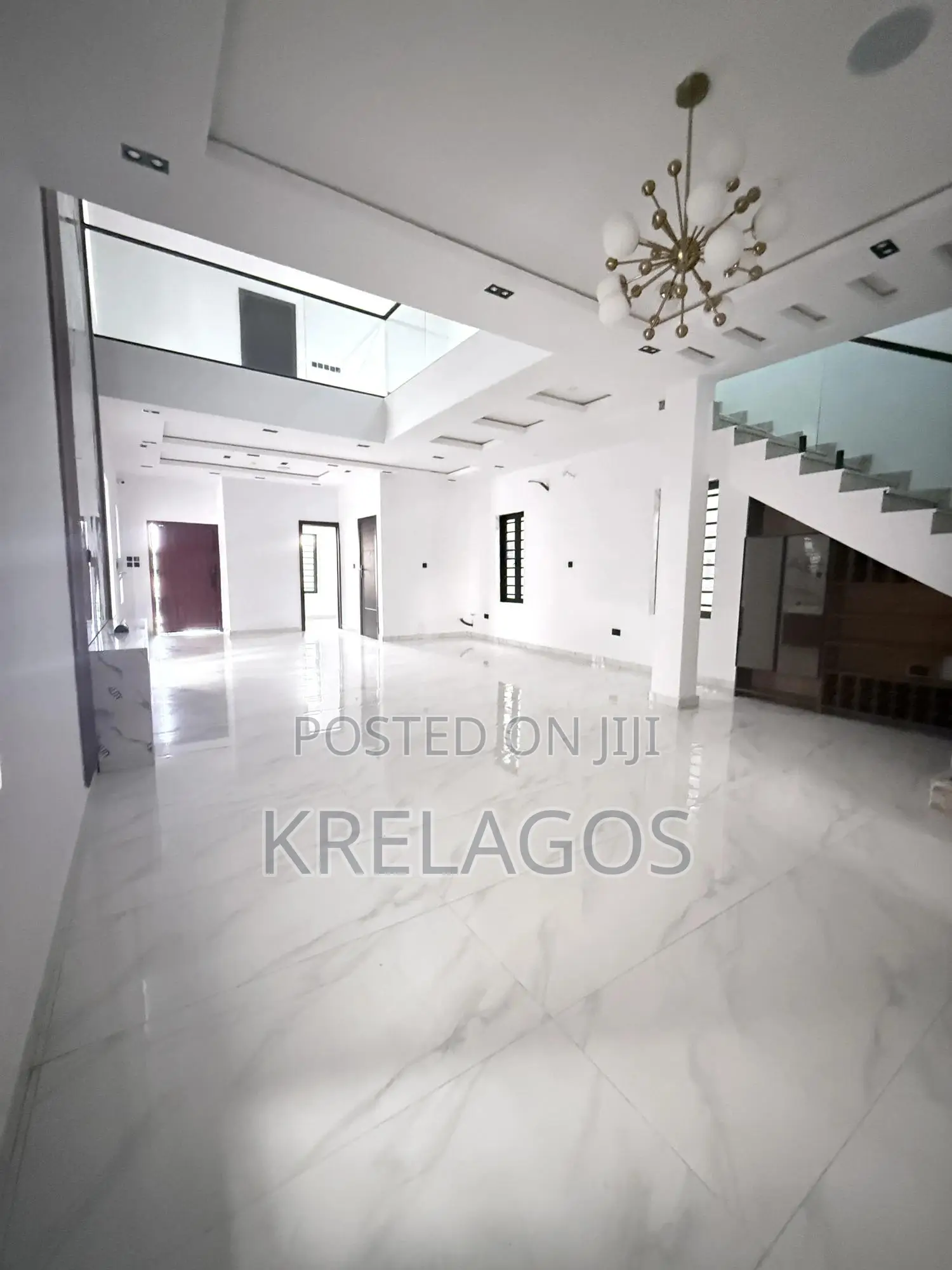 5bdrm Duplex in Ikota for sale in Ikota
