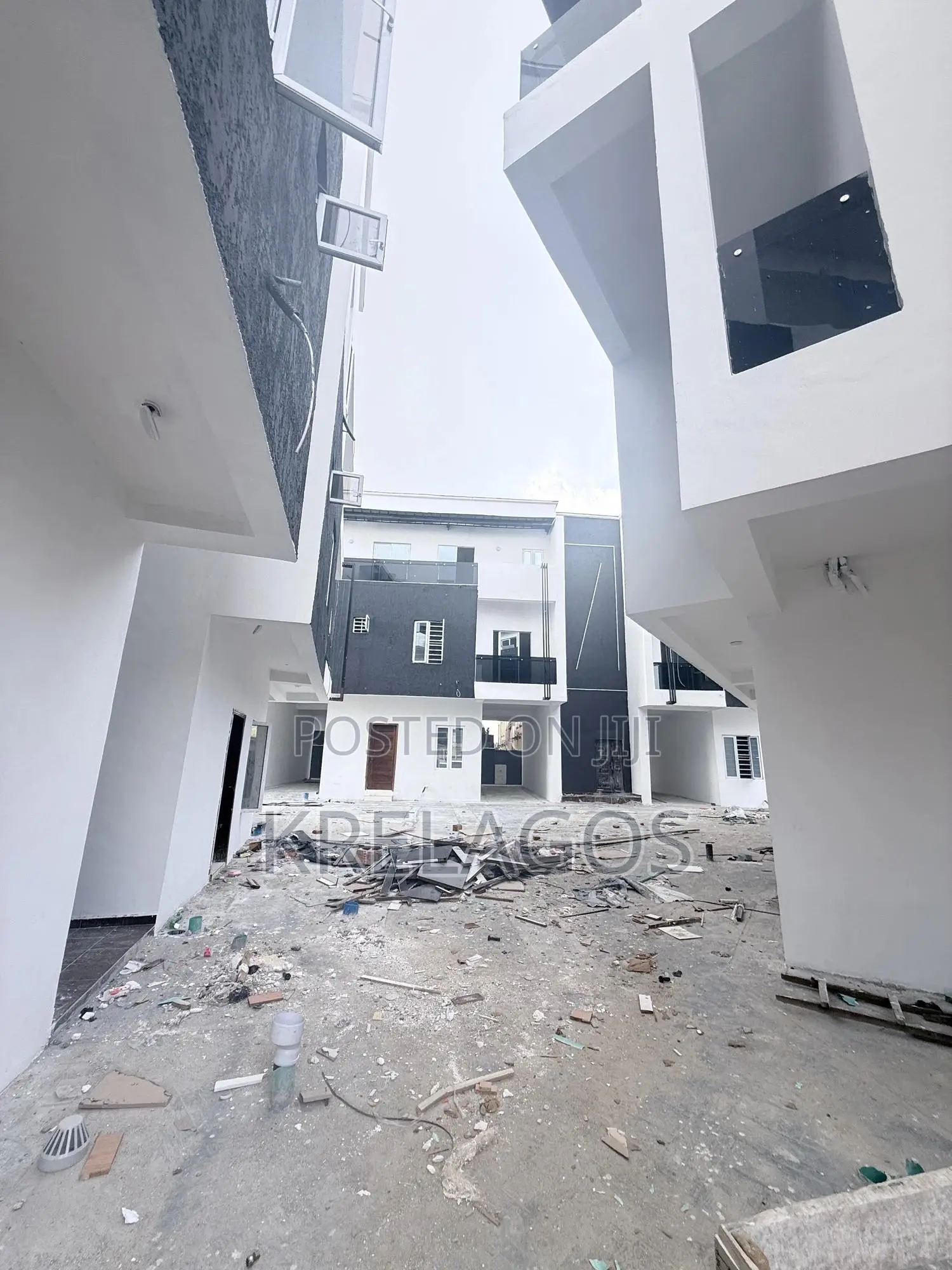 2bdrm Apartment in Ikota for sale in Ikota