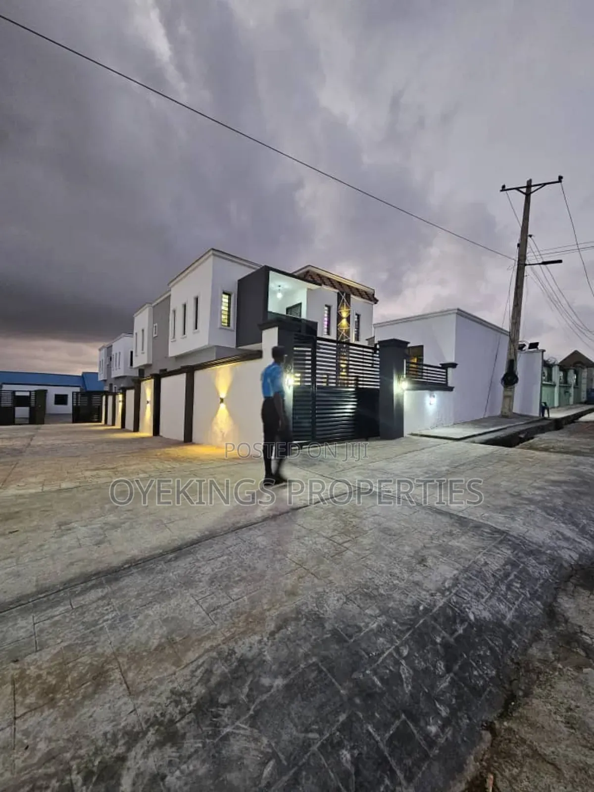 4bdrm Duplex in Kolapo, Akala Express for sale in Akala Express