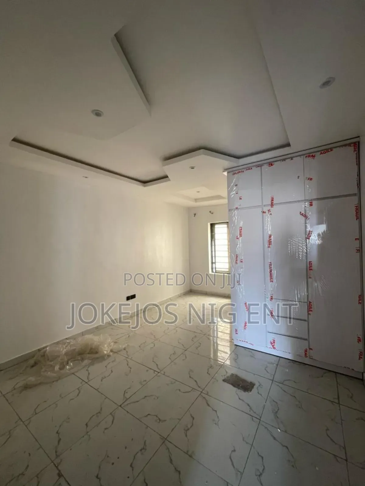 3bdrm Townhouse/Terrace in Ikota Gra for sale in Ikota
