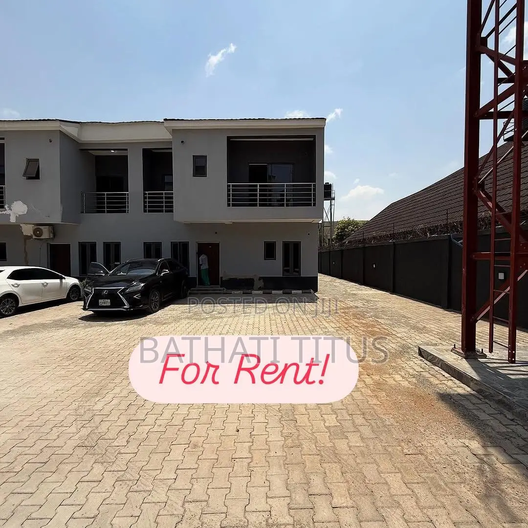 4bdrm Duplex in Kado for rent in Kado