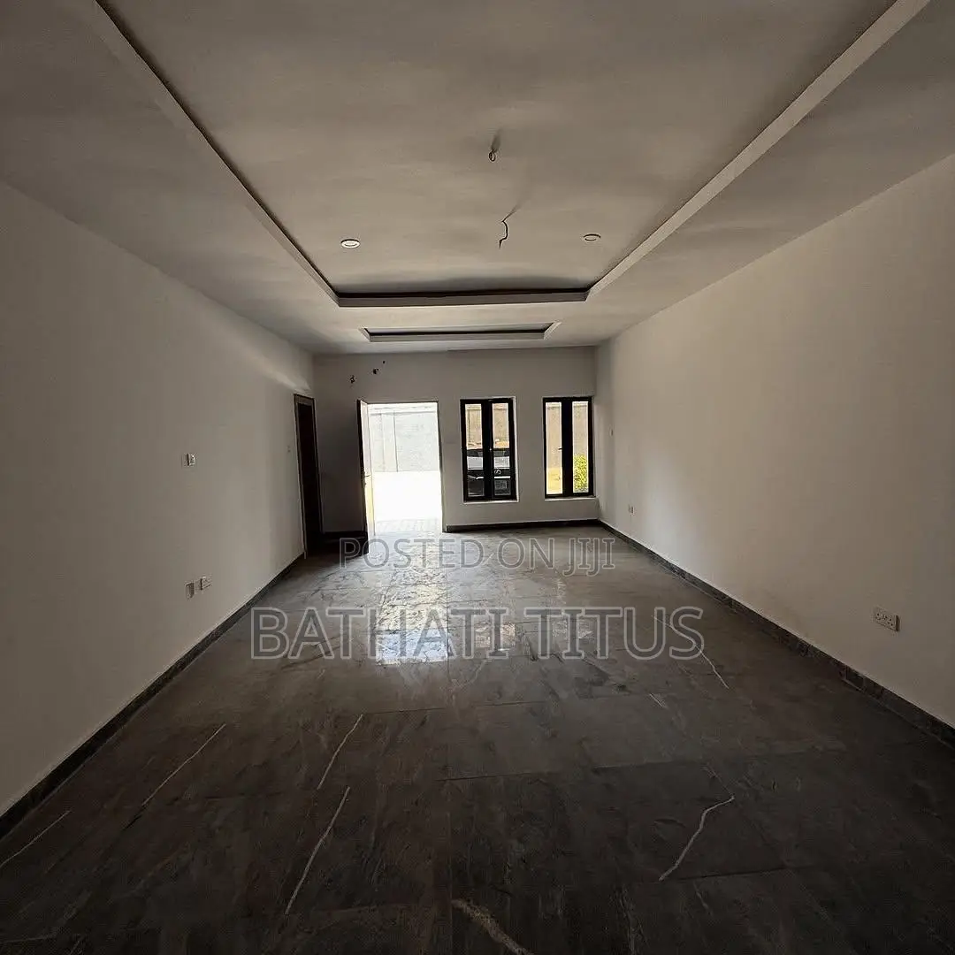 4bdrm Duplex in Kado for rent in Kado