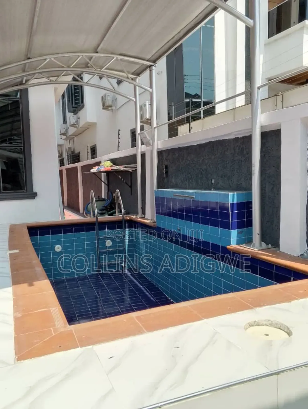 5bdrm Duplex in Royal Pine Orchid for sale in Chevron