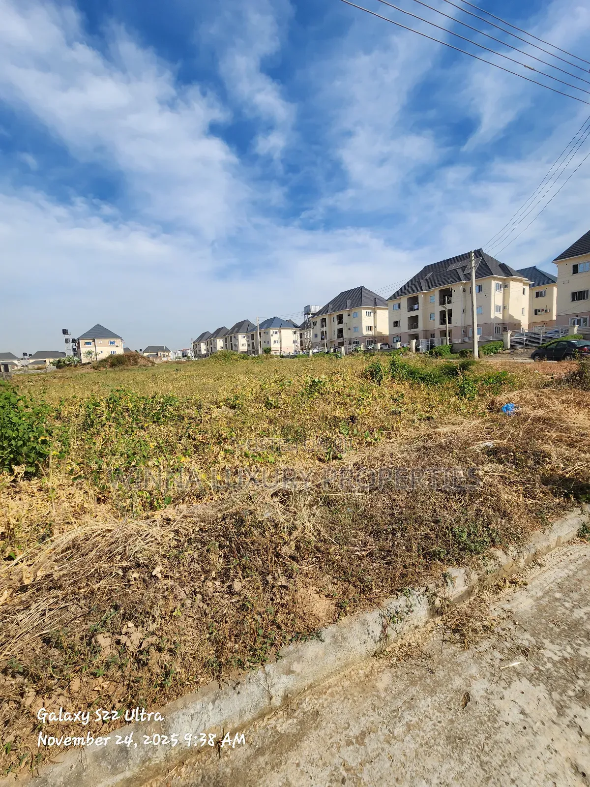 1200sqm Land for 9units of 3 Bed Block of Flat in Lugbe District
