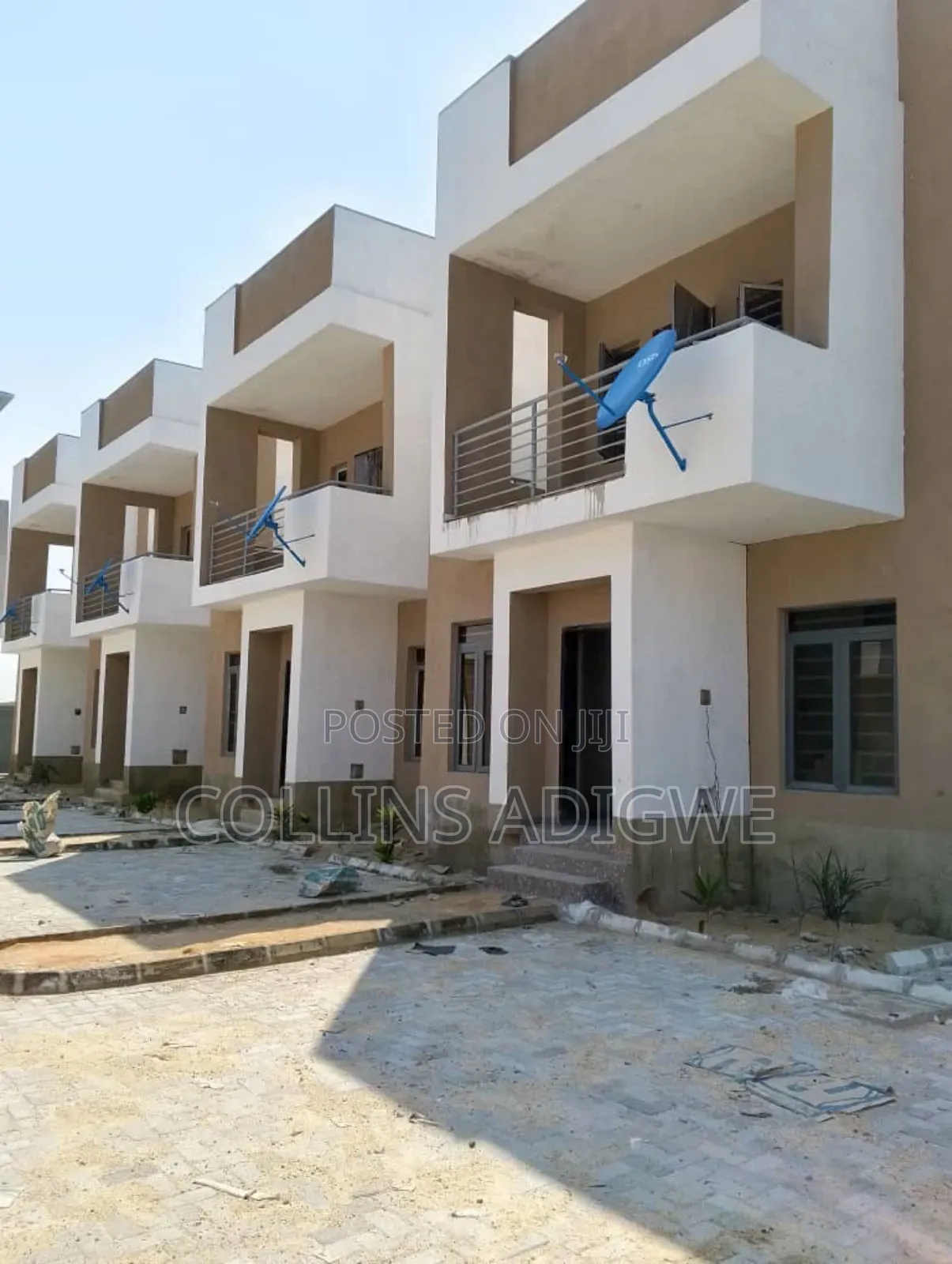 3bdrm Duplex in Orchid, Chevron for sale in Chevron