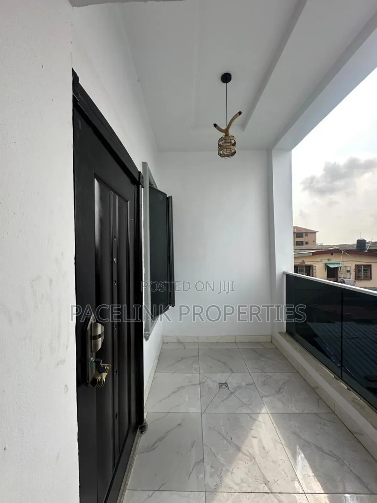 3bdrm Apartment in Surulere for sale in Surulere