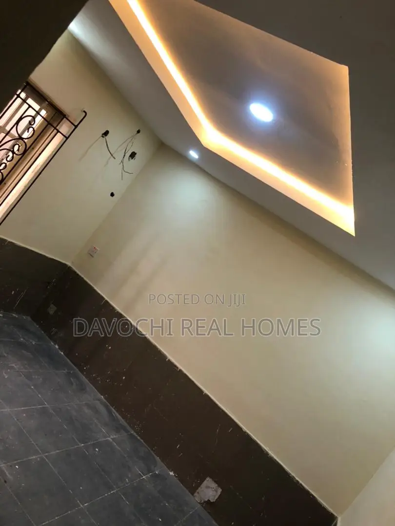 3bdrm Apartment in Badore Road for rent in Ado / Ajah