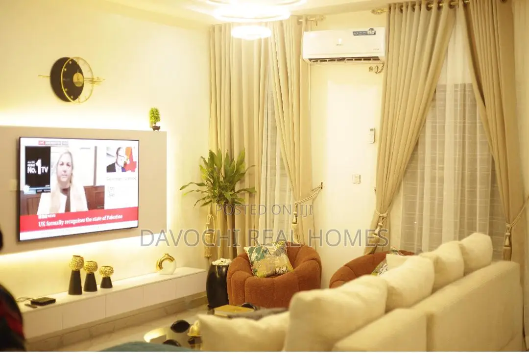 2bdrm Duplex in Orchid Road, Lekki Phase 2 for rent in Lekki Phase 2