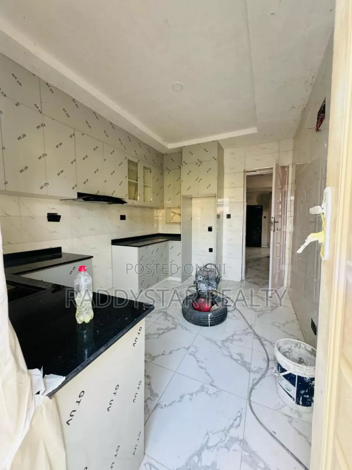 4bdrm Duplex in Maryland for sale in Maryland