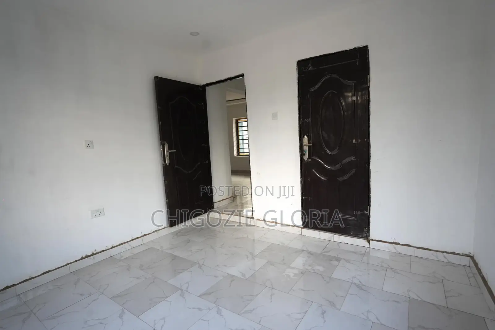 3bdrm Apartment in Queens Estate, Obafemi-Owode for sale in Obafemi-Owode