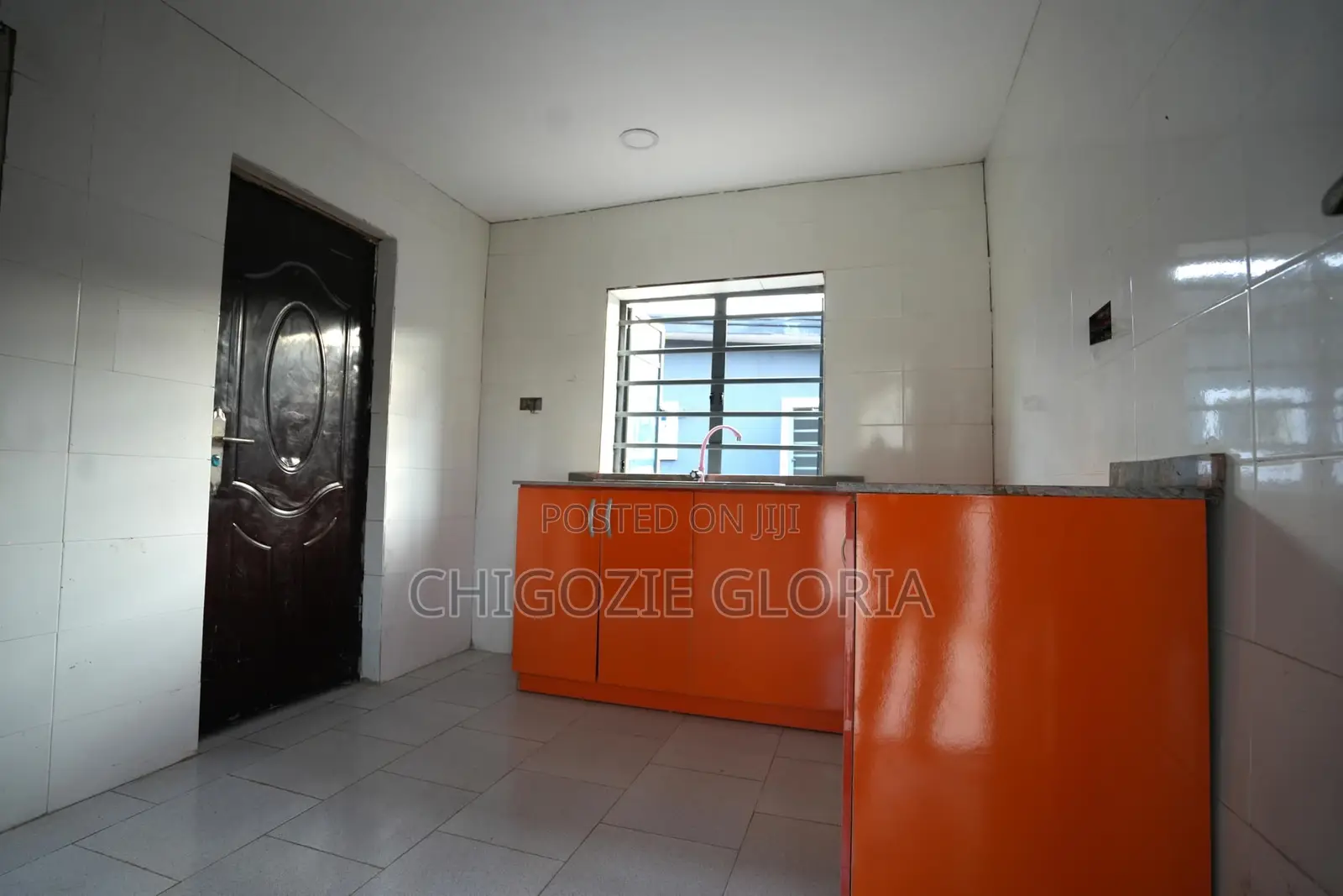 3bdrm Apartment in Queens Estate, Obafemi-Owode for sale in Obafemi-Owode