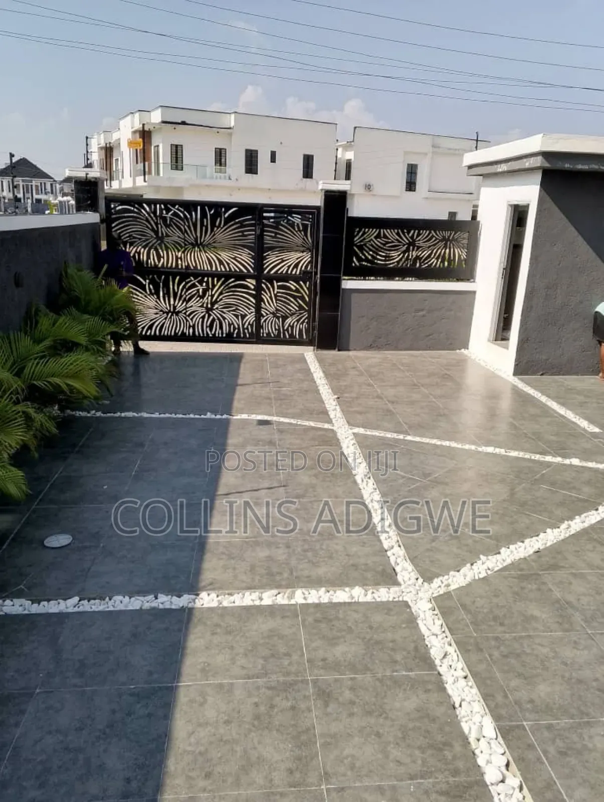 5bdrm Duplex in Royal Estate Orchid, Chevron for sale in Chevron