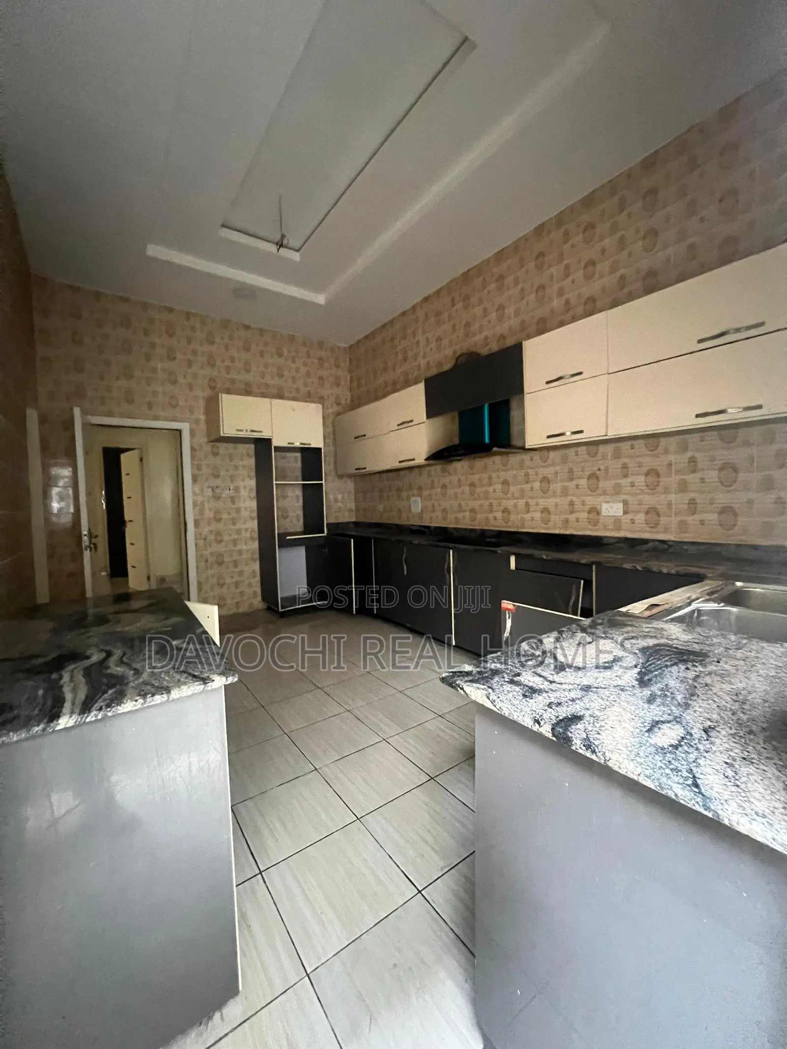 4bdrm Duplex in Ologolo for rent in Ologolo