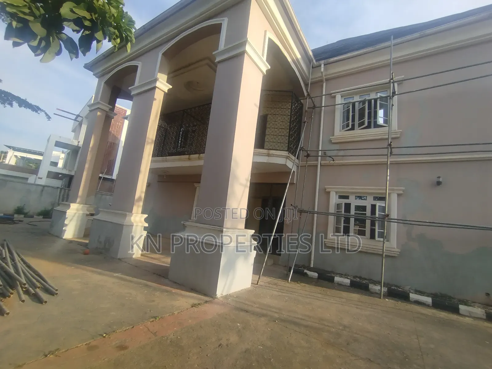8bdrm Mansion in Gusape, Guzape District for rent in Guzape District