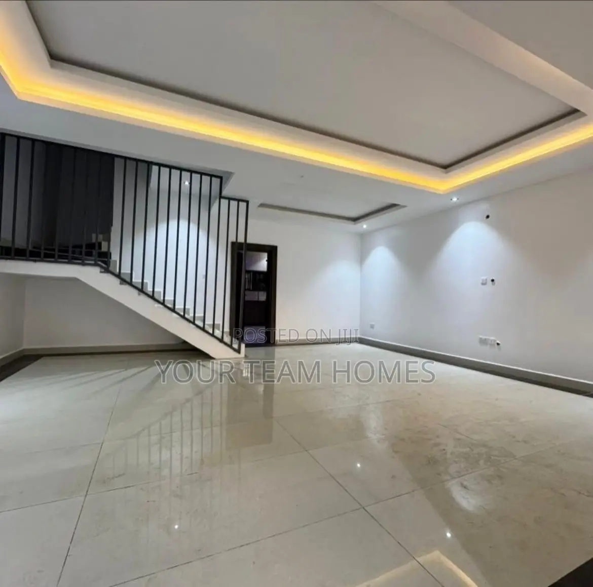 4bdrm Townhouse/Terrace in Life Camp for sale in Life Camp