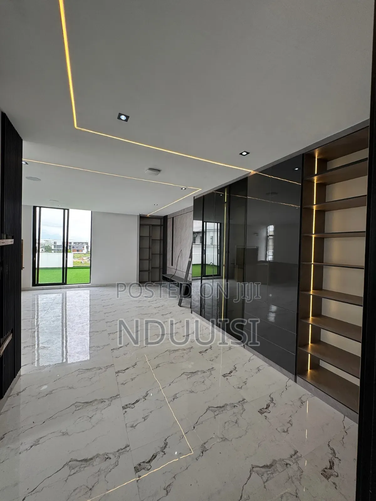 5bdrm Duplex in Cowrie Creek Estate, Lekki Phase 1 for sale in Lekki Phase 1