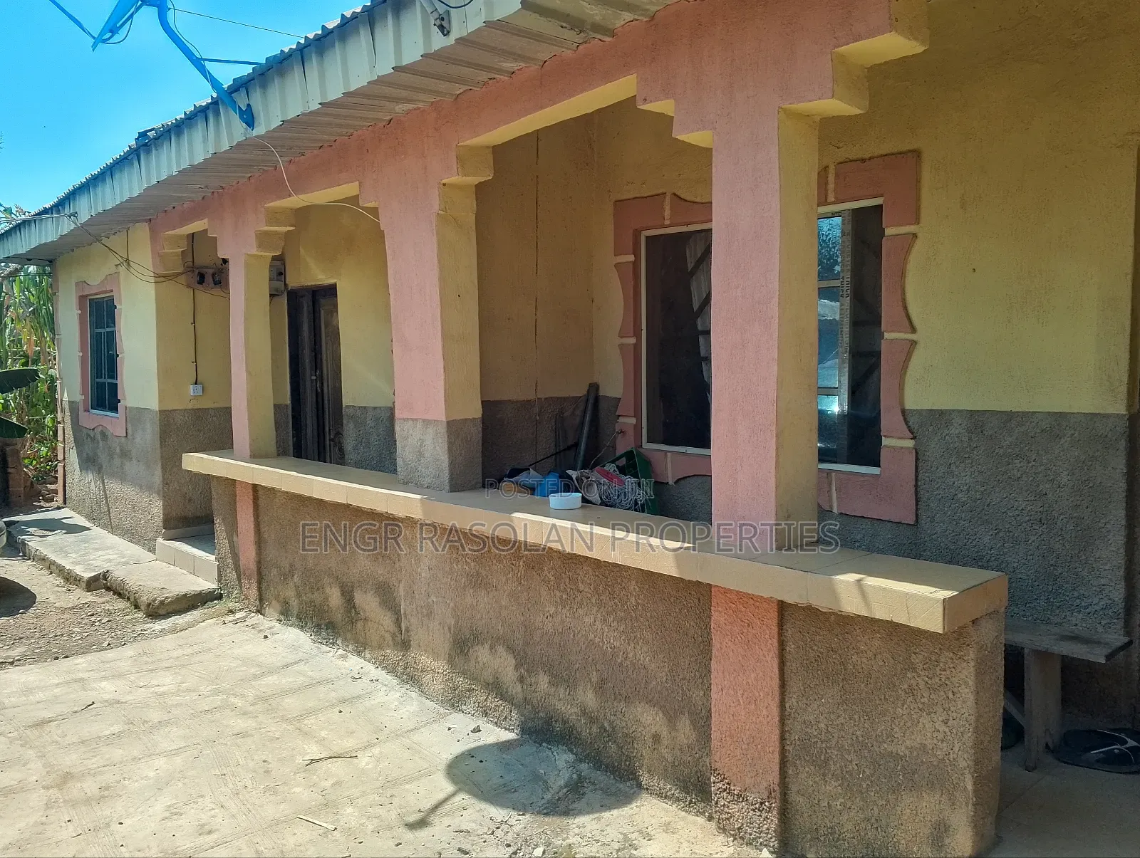 Furnished 2bdrm Block of Flats in Ganmo, Ifelodun-Kwara for sale in Ifelodun-Kwara