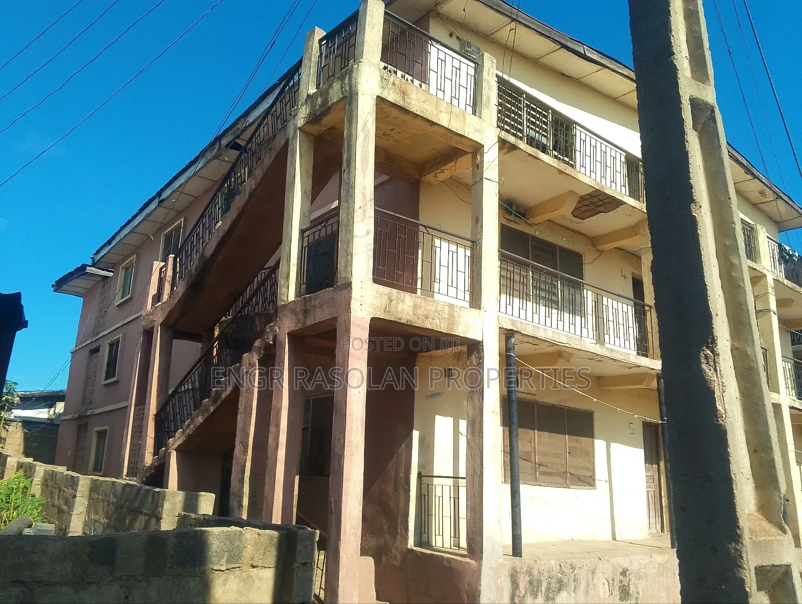 3bdrm Block of Flats in Adisco, Ilorin South for sale in Ilorin South
