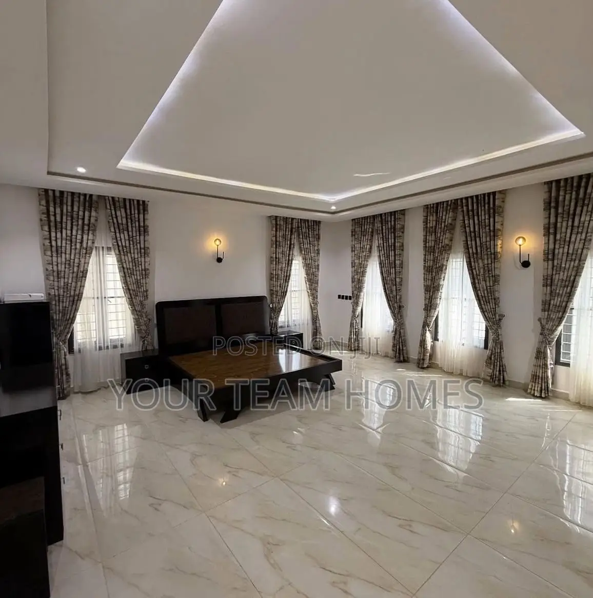 5bdrm Duplex in Asoroko, Asokoro for sale in Asokoro