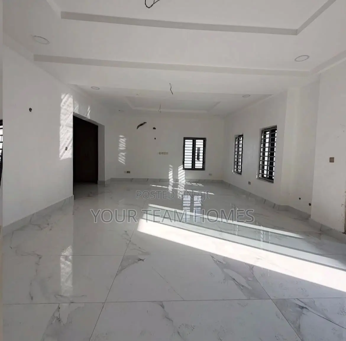 7bdrm Duplex in Asoroko, Asokoro for sale in Asokoro