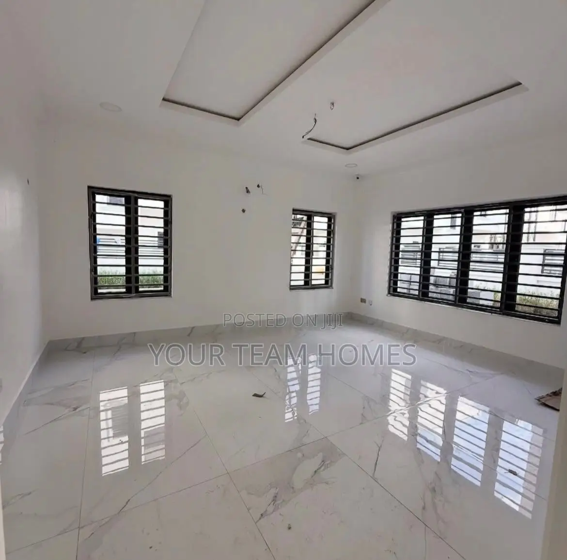 7bdrm Duplex in Asoroko, Asokoro for sale in Asokoro