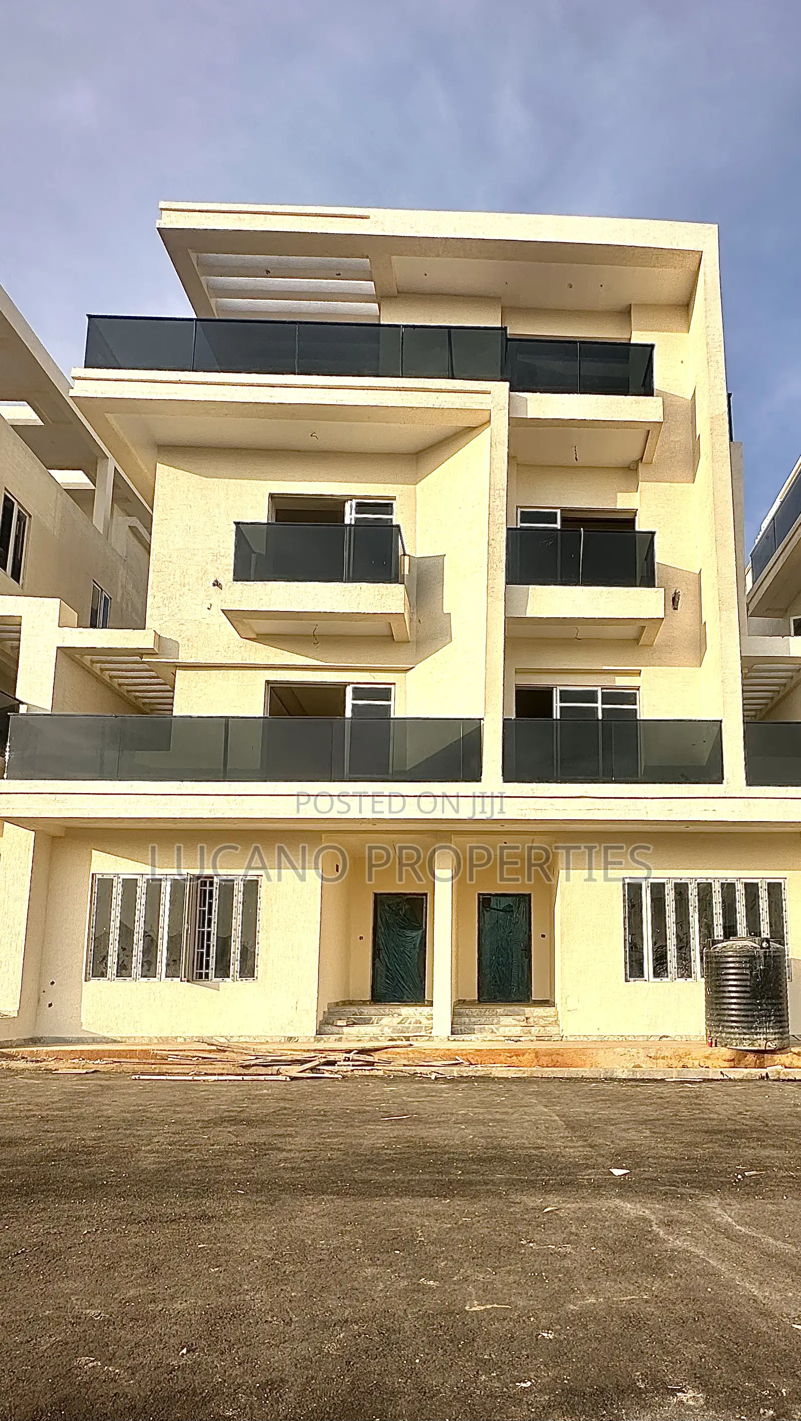 5bdrm Duplex in Katampe Extension for sale in Katampe Extension