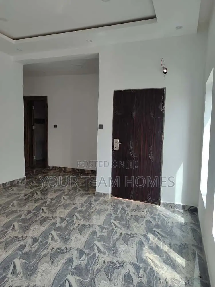4bdrm Townhouse/Terrace in Guzape for sale in Guzape District
