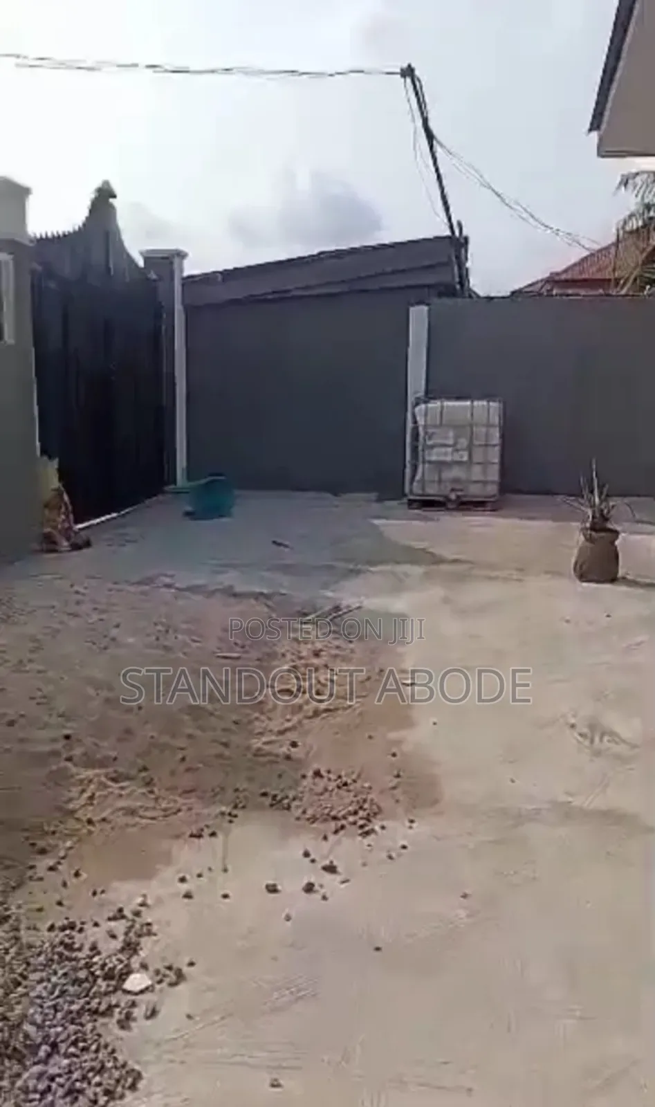 3bdrm Block of Flats in Ikotun, Governors Road for sale in Governors Road
