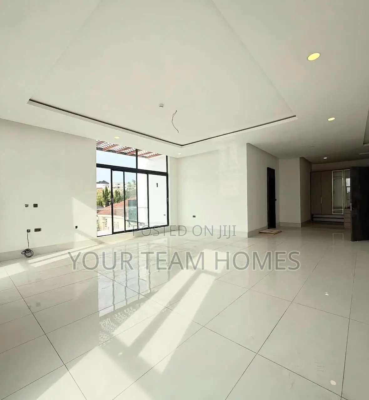 8bdrm Mansion in Asoroko, Asokoro for sale in Asokoro